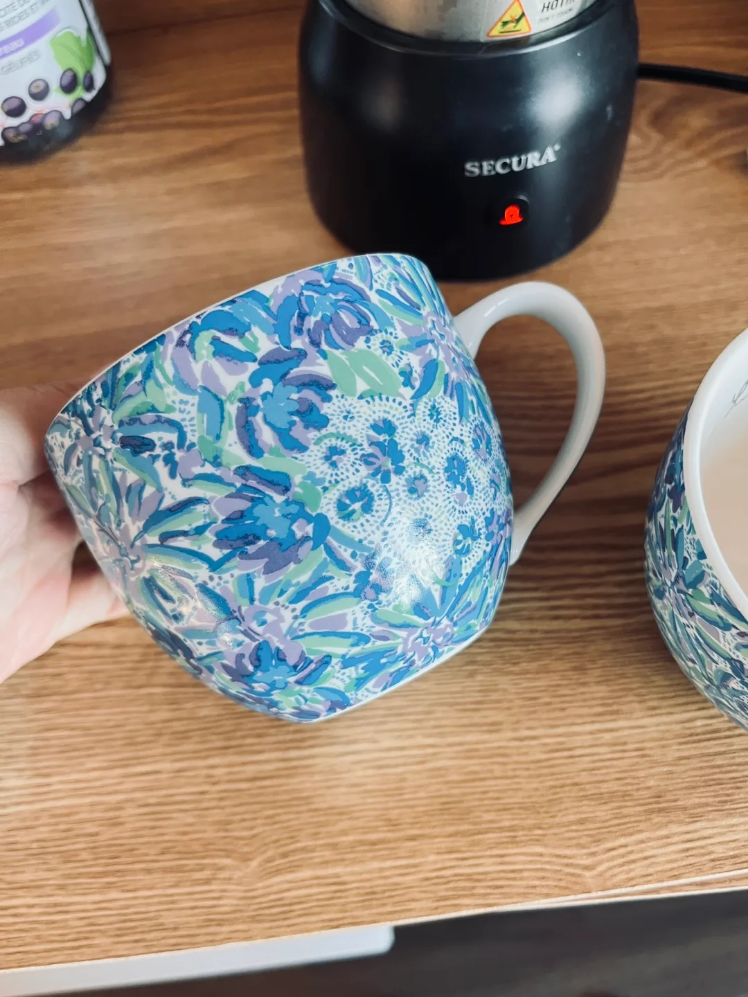Lilly Pulitzer Floral Mug - set of 2