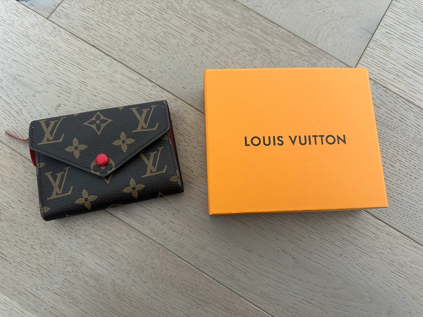 Louis Vuitton * Inspired * monogram Wallet thumbnail