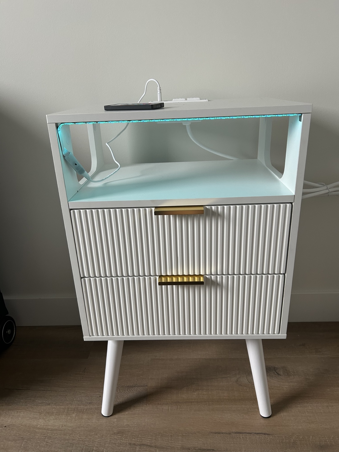 JOONEE White Nightstand with Charging Station - photo 3