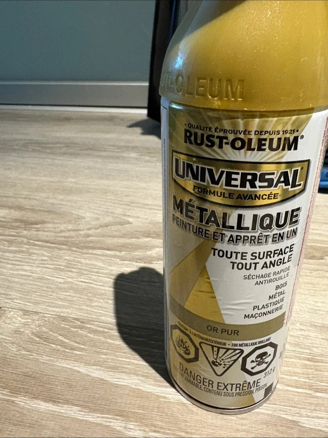 Rust-Oleum Universal Metallic Spray Paint - Gold image indicator(2)