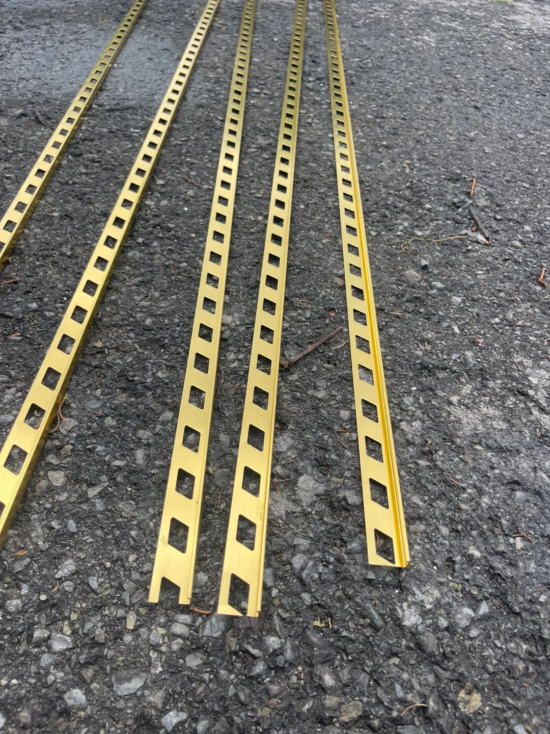 Gold Tile Edge Trim image indicator(2)