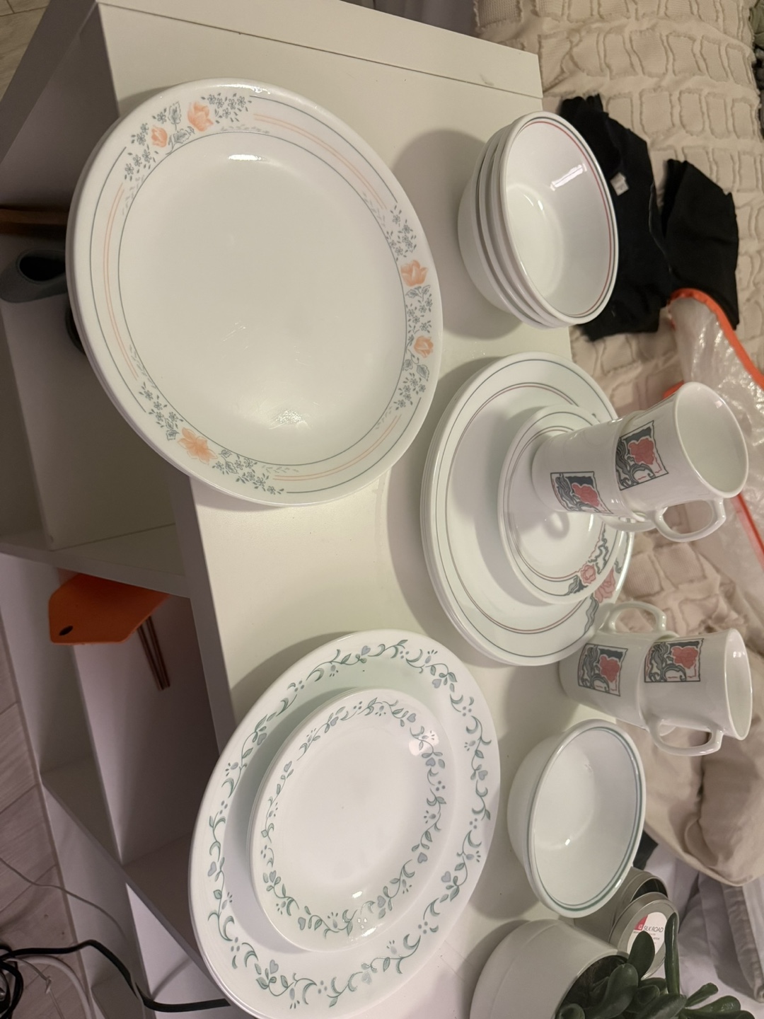 Corelle Dinnerware Set