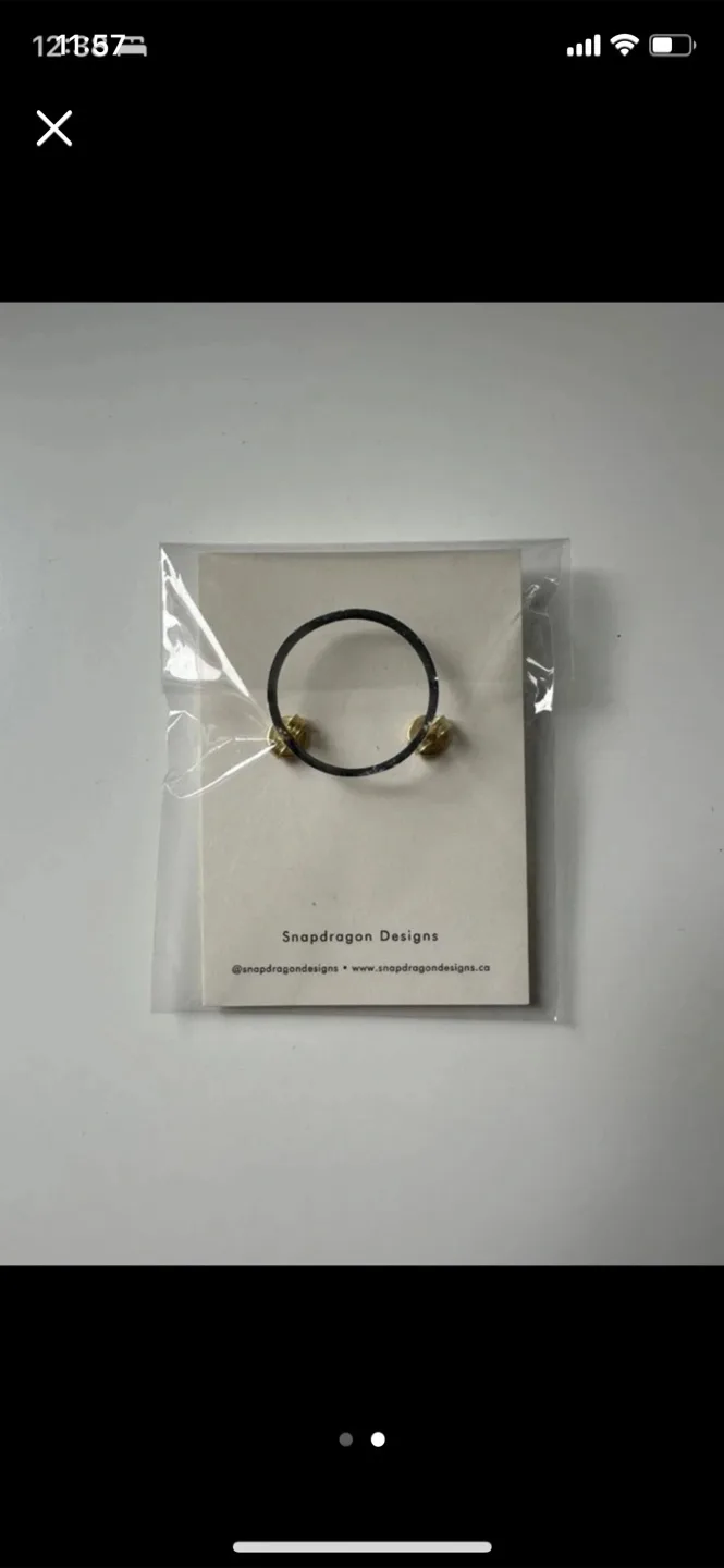 Snapdragon Designs Earrings image indicator(2)