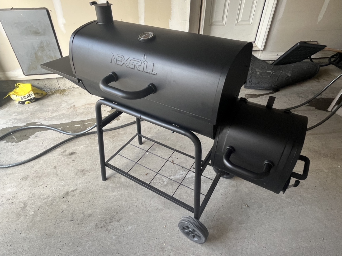 30” Nexgrill Smoker Grill - photo 5