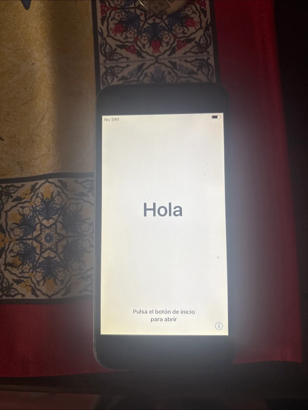 iPhone 6s - space gray 32GB amazing condition image indicator(2)