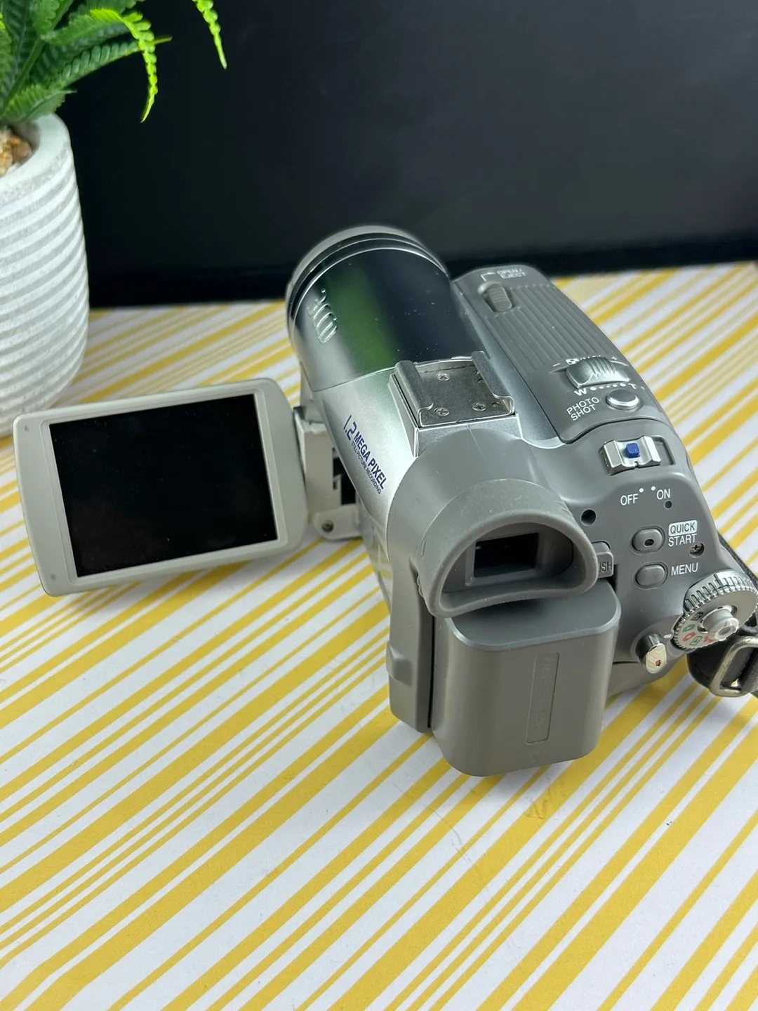 Panasonic PV-GS65 LCD 3CCD MiniDV & SD Card Camcorder image indicator(3)