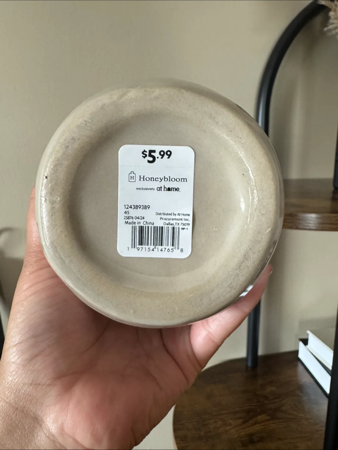 Honeybloom at Home Vase image indicator(2)