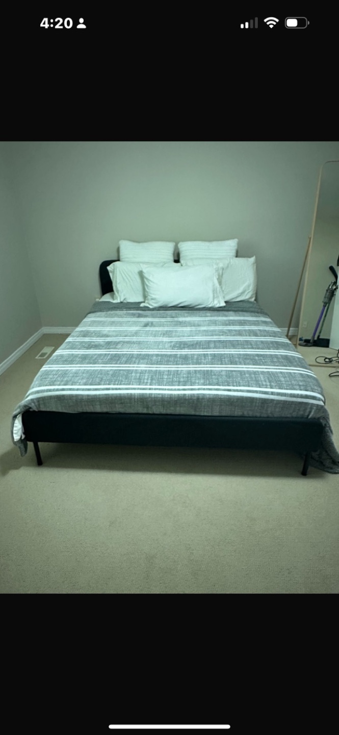 Double size bed