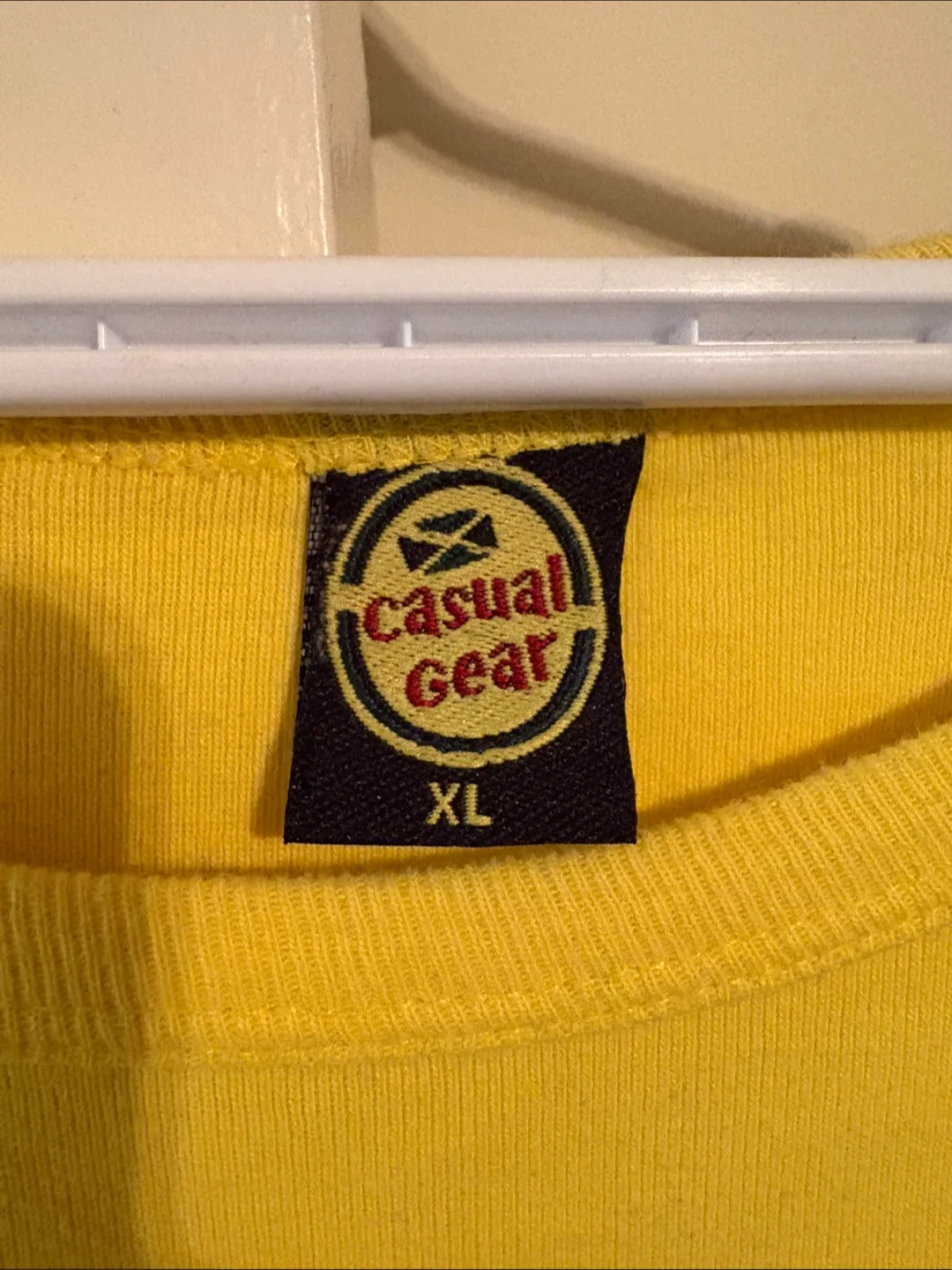 Casual Gear Jamaica T-Shirt - Size XL image indicator(3)