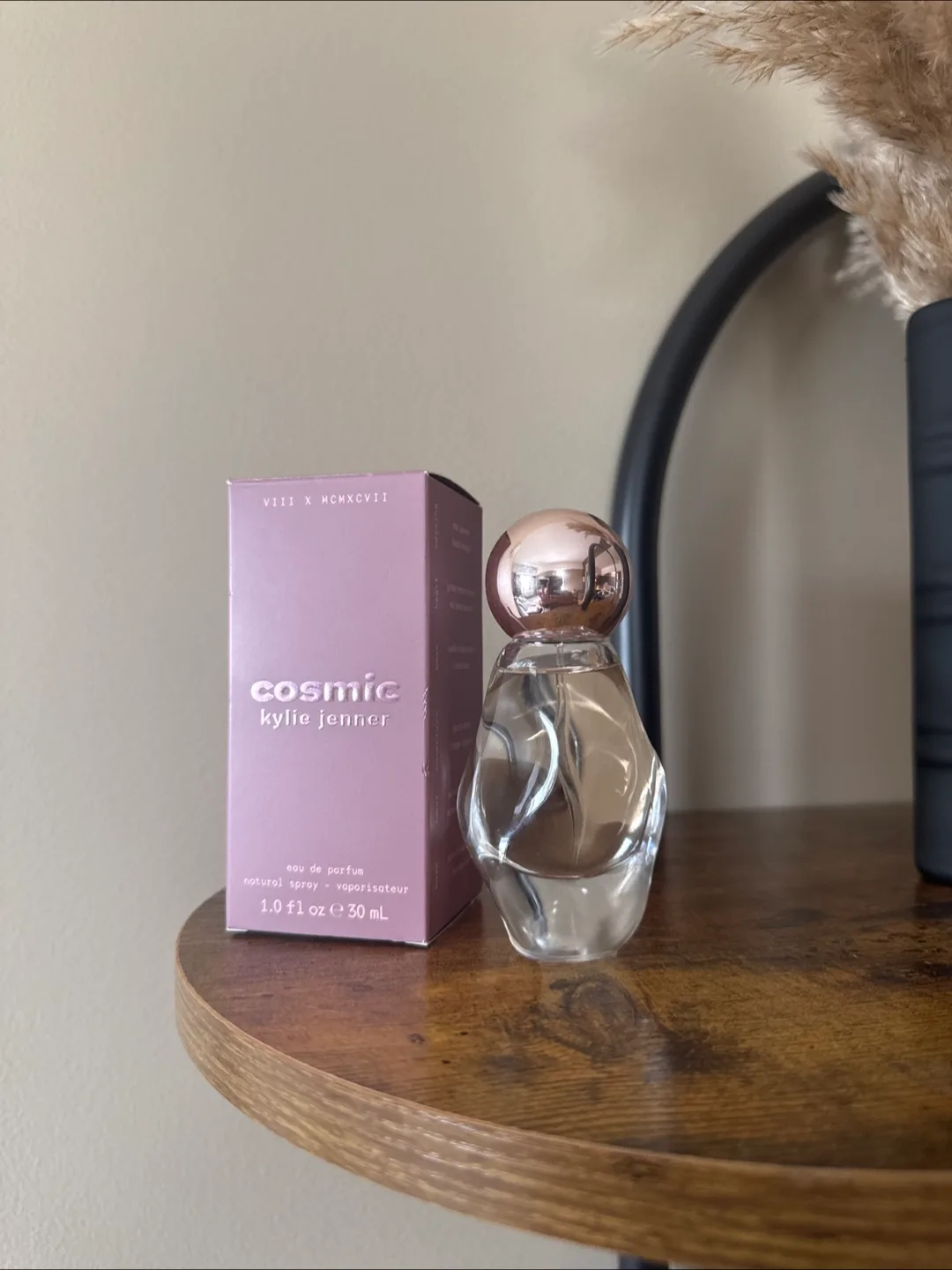 Kylie Jenner Cosmic Eau de Parfum 1.0 fl oz image indicator(2)