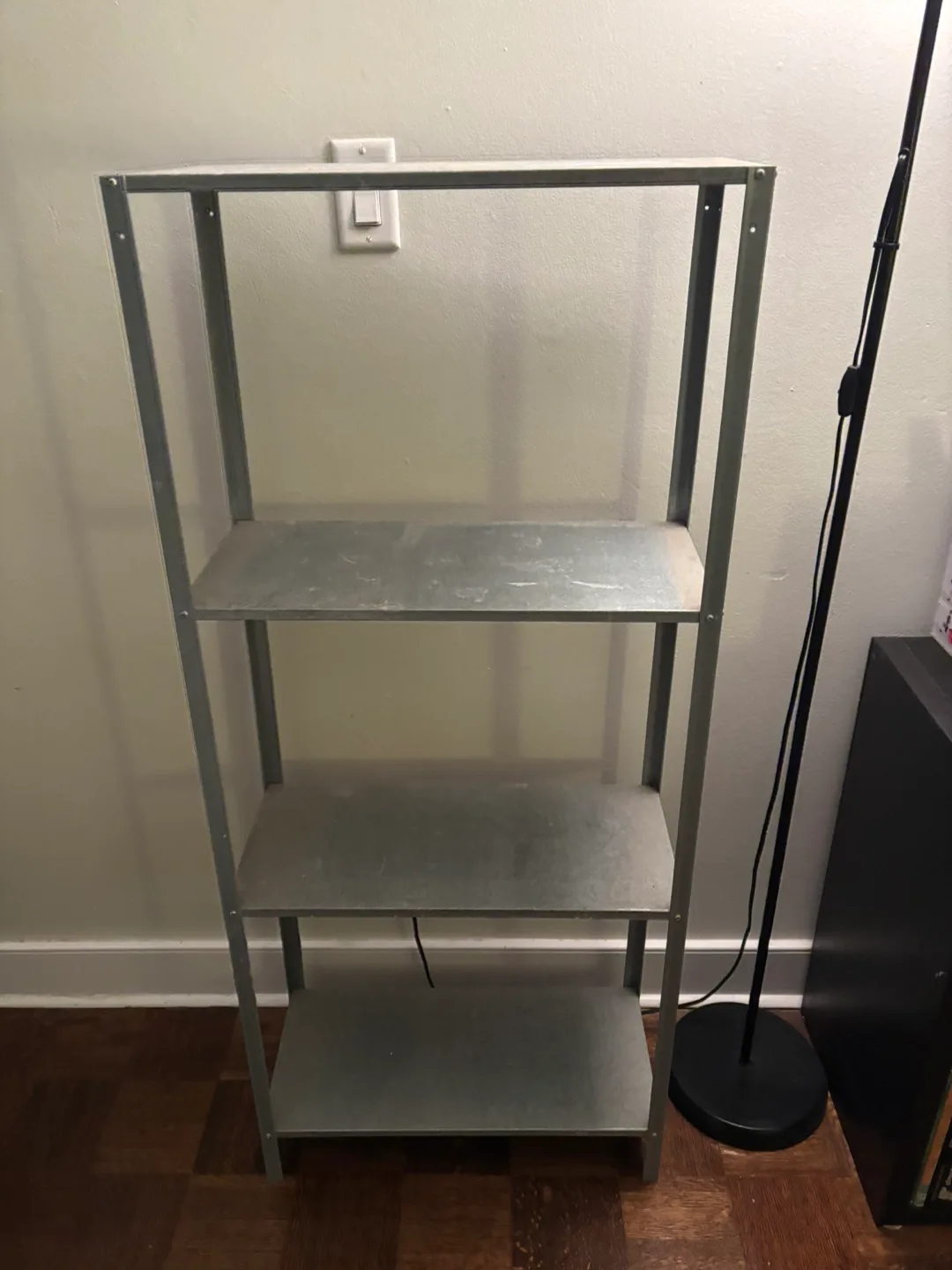 2 Metal Shelving Unit + free scented candles image indicator(2)