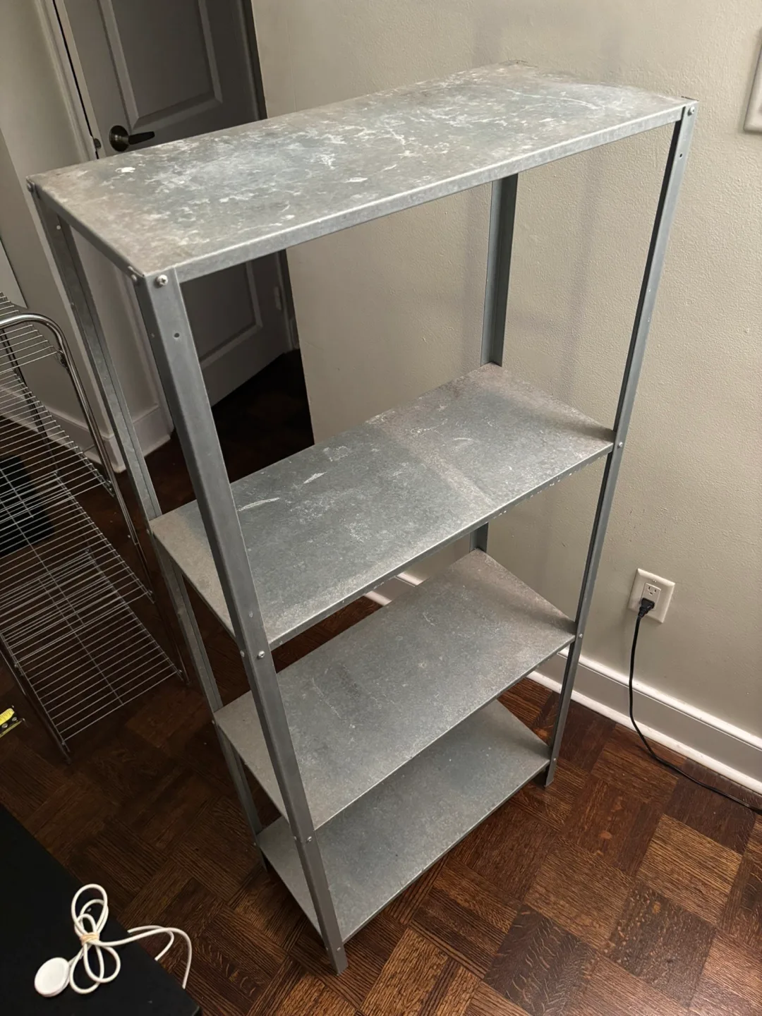 2 Metal Shelving Unit + free scented candles image indicator(4)