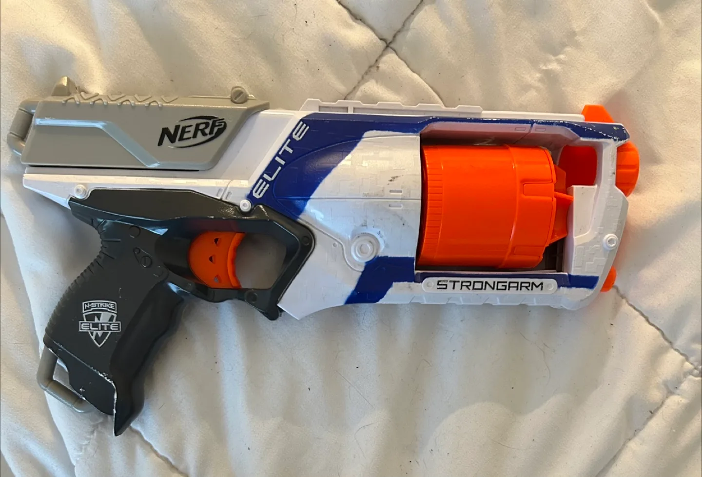Nerf N-Strike Elite Strongarm Blaster thumbnail