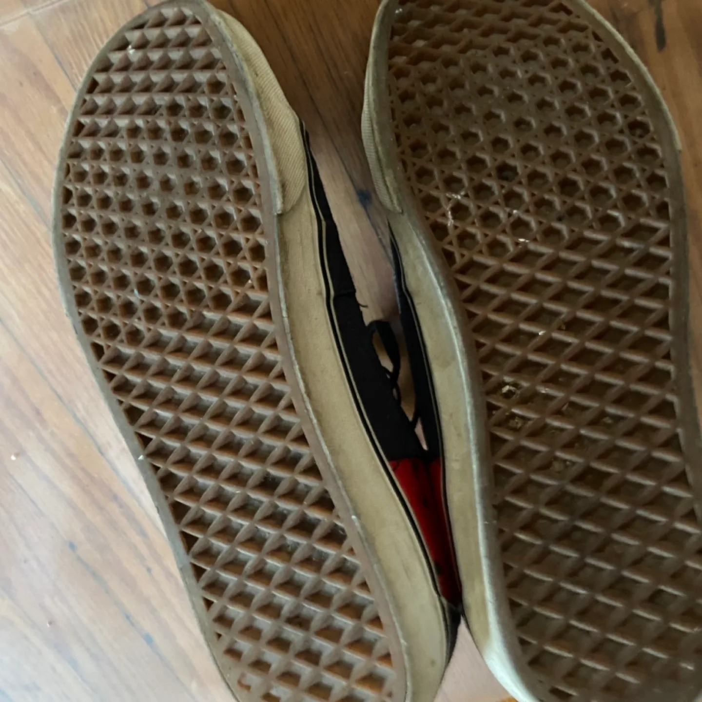 Vans Peanuts x Sk8-Hi Snoopy Flying Ace Mens Size 9 image indicator(6)