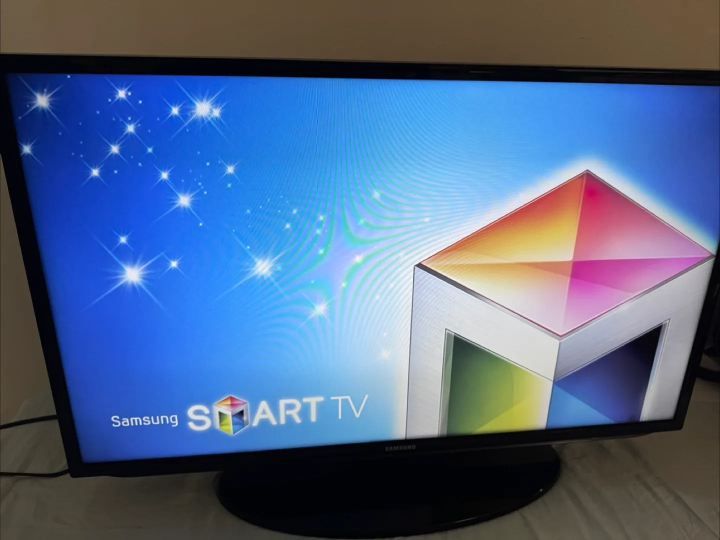 40” Samsung Smart TV image indicator(3)