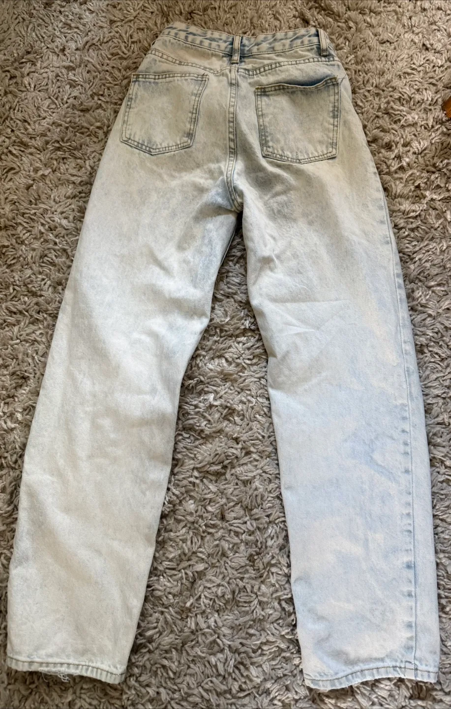 Edikted Jeans thumbnail
