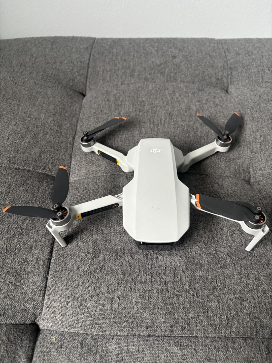 DJI Mini SE Drone - photo 3