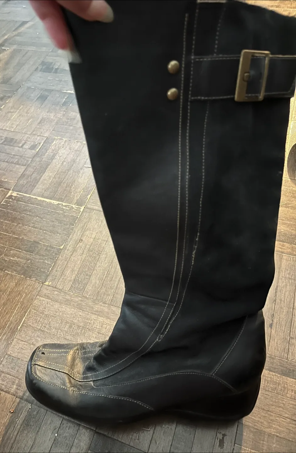 Black Leather Knee High Boots thumbnail