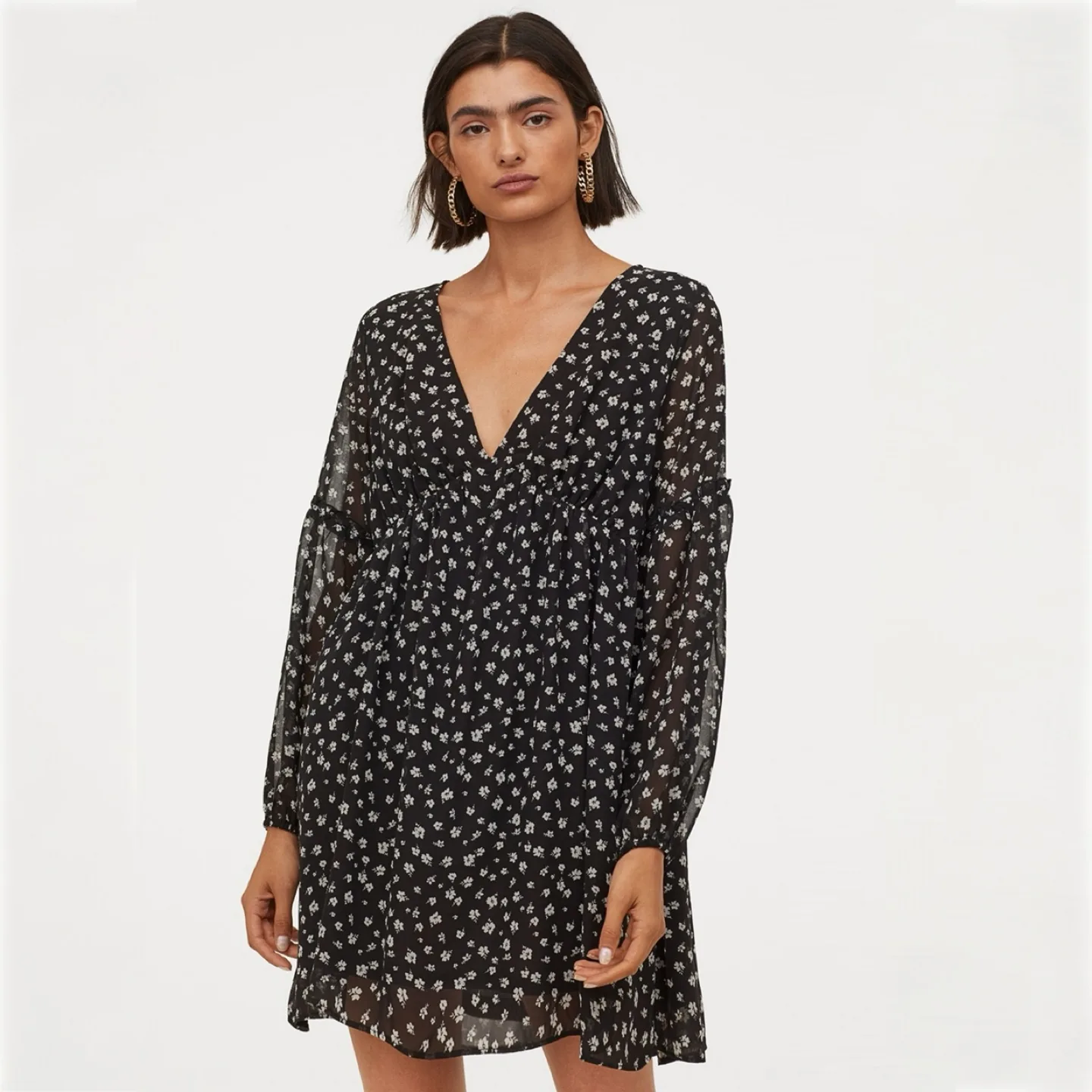 H&M Airy Babydoll Shift Dress in Ditsy Floral thumbnail