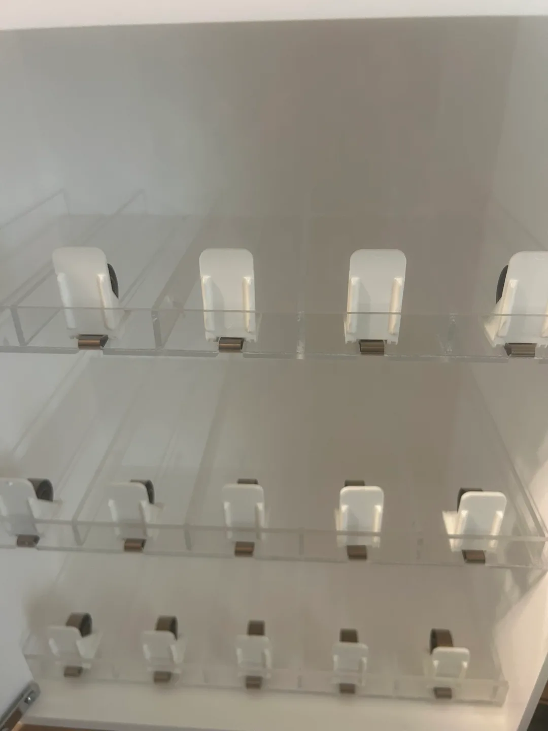 Custom White Cosmetic Box with Lock, Organizer and Picture Frame image indicator(5)