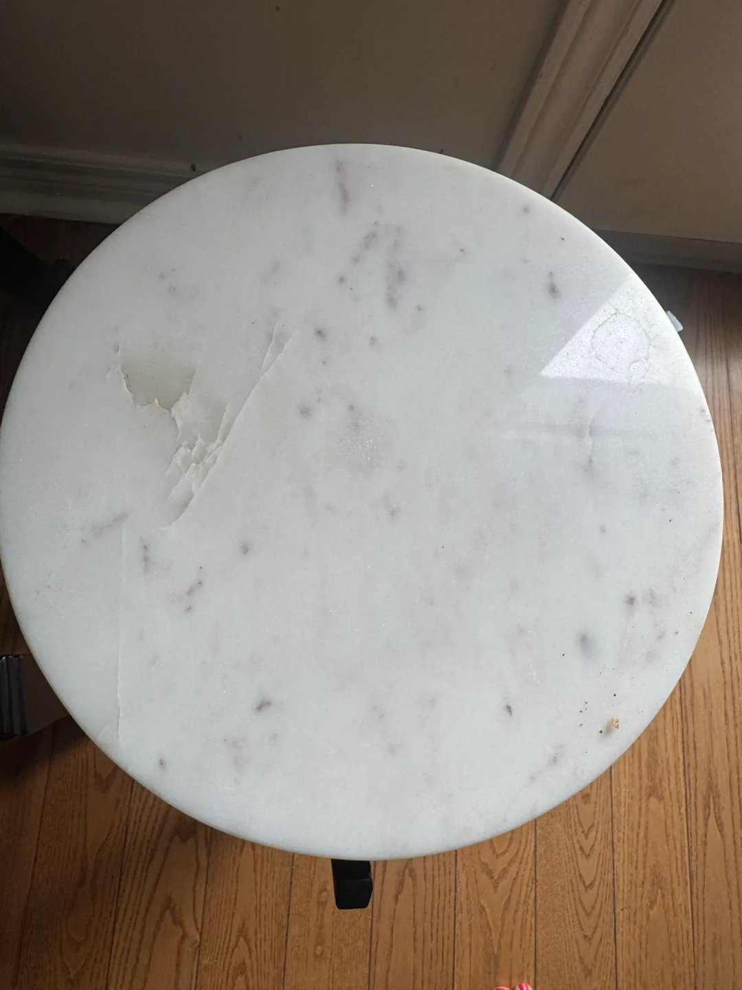 NWT - Marble Accent Table - Handcrafted in India image indicator(2)