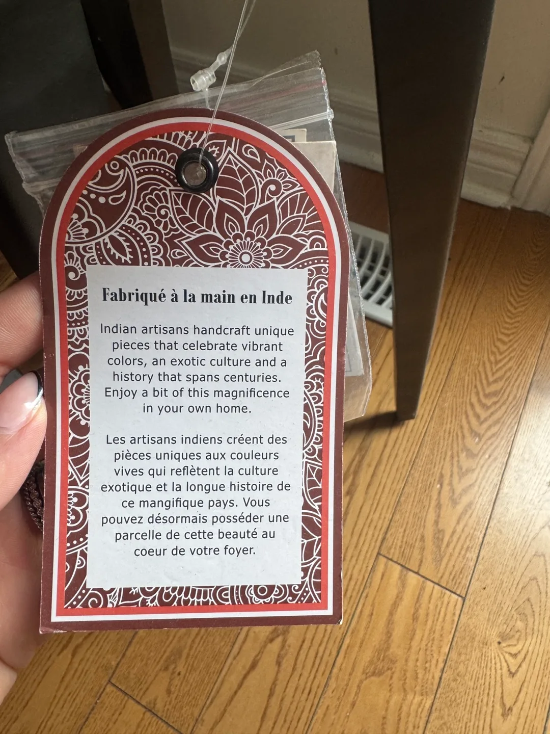 NWT - Marble Accent Table - Handcrafted in India image indicator(3)