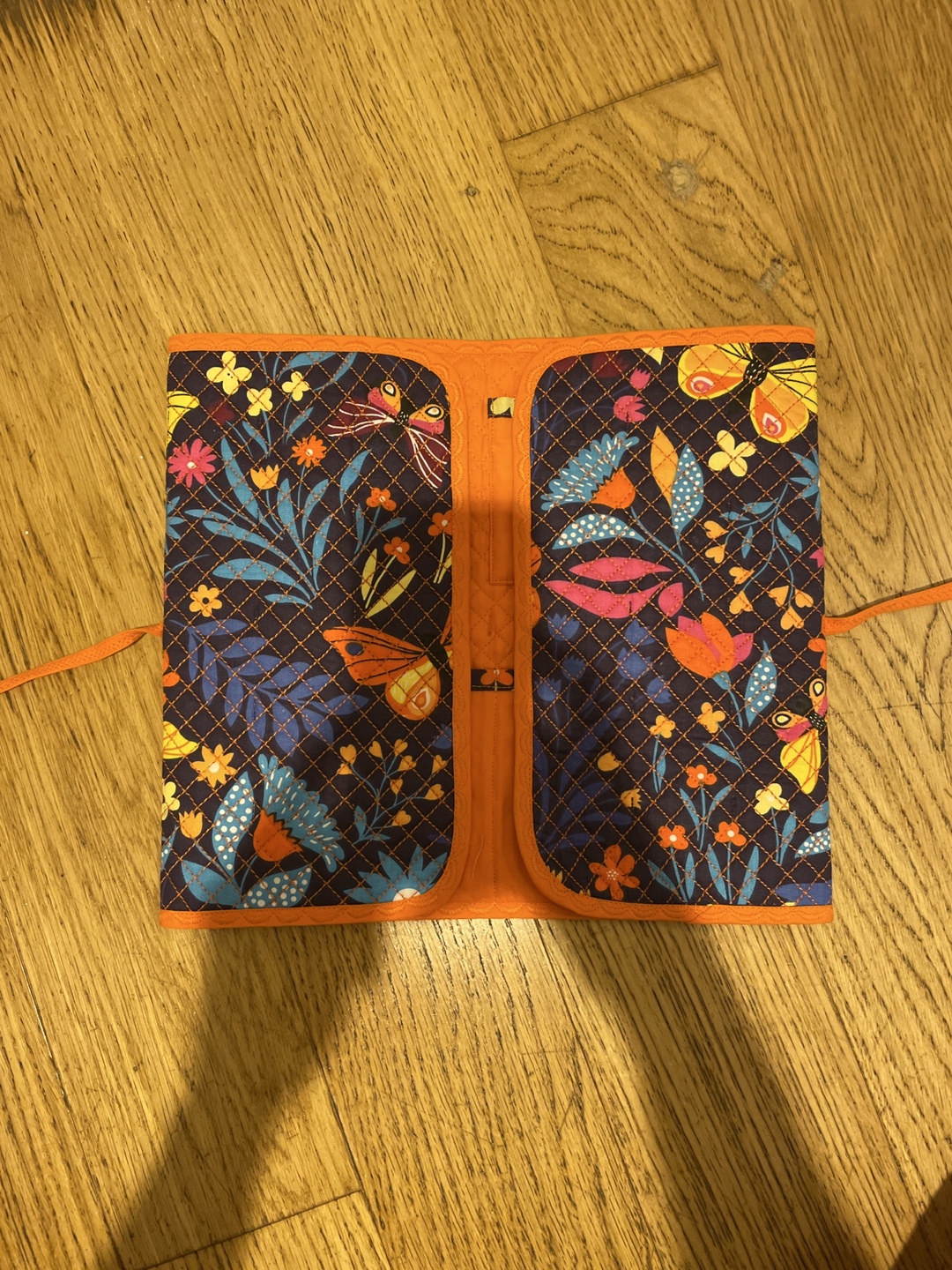 #FREECYCLE Orange Floral Travel thread Organizer - photo 3