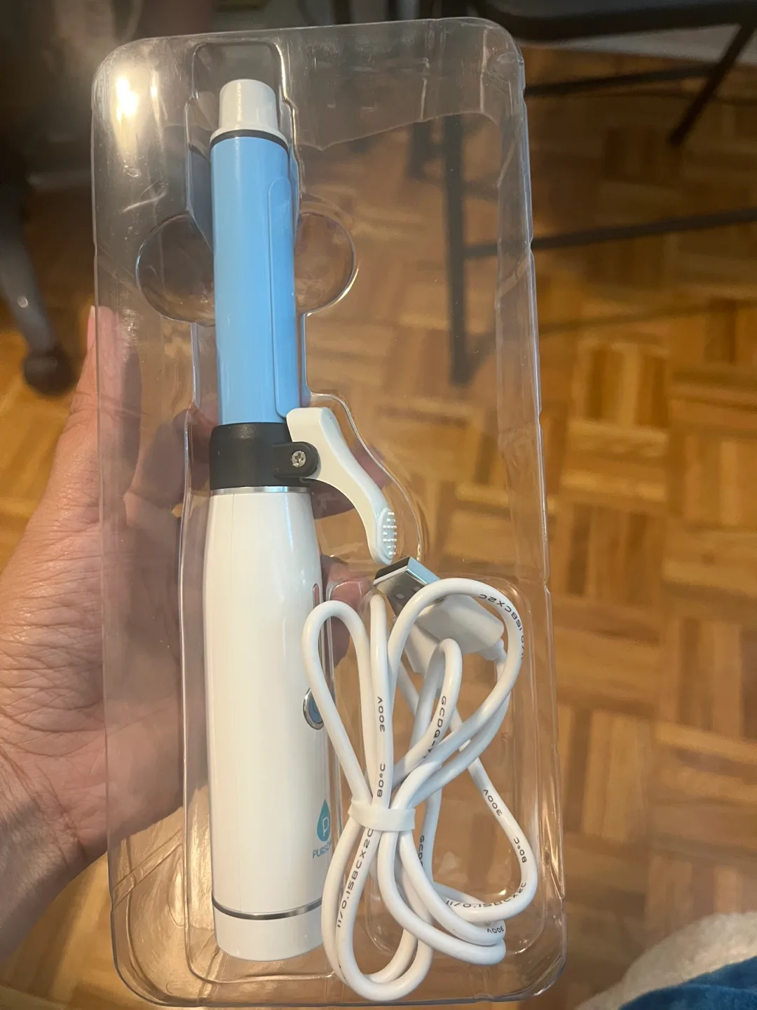 Pursonic Rechargeable Cordless Curling Iron - New! image indicator(6)