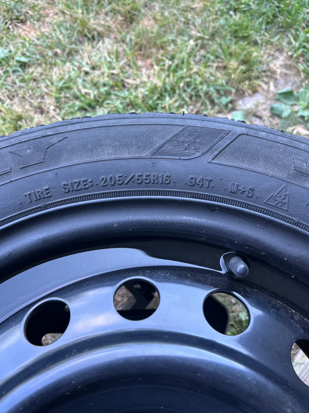 Winter Access 205/55R16 Winter Tires image indicator(4)