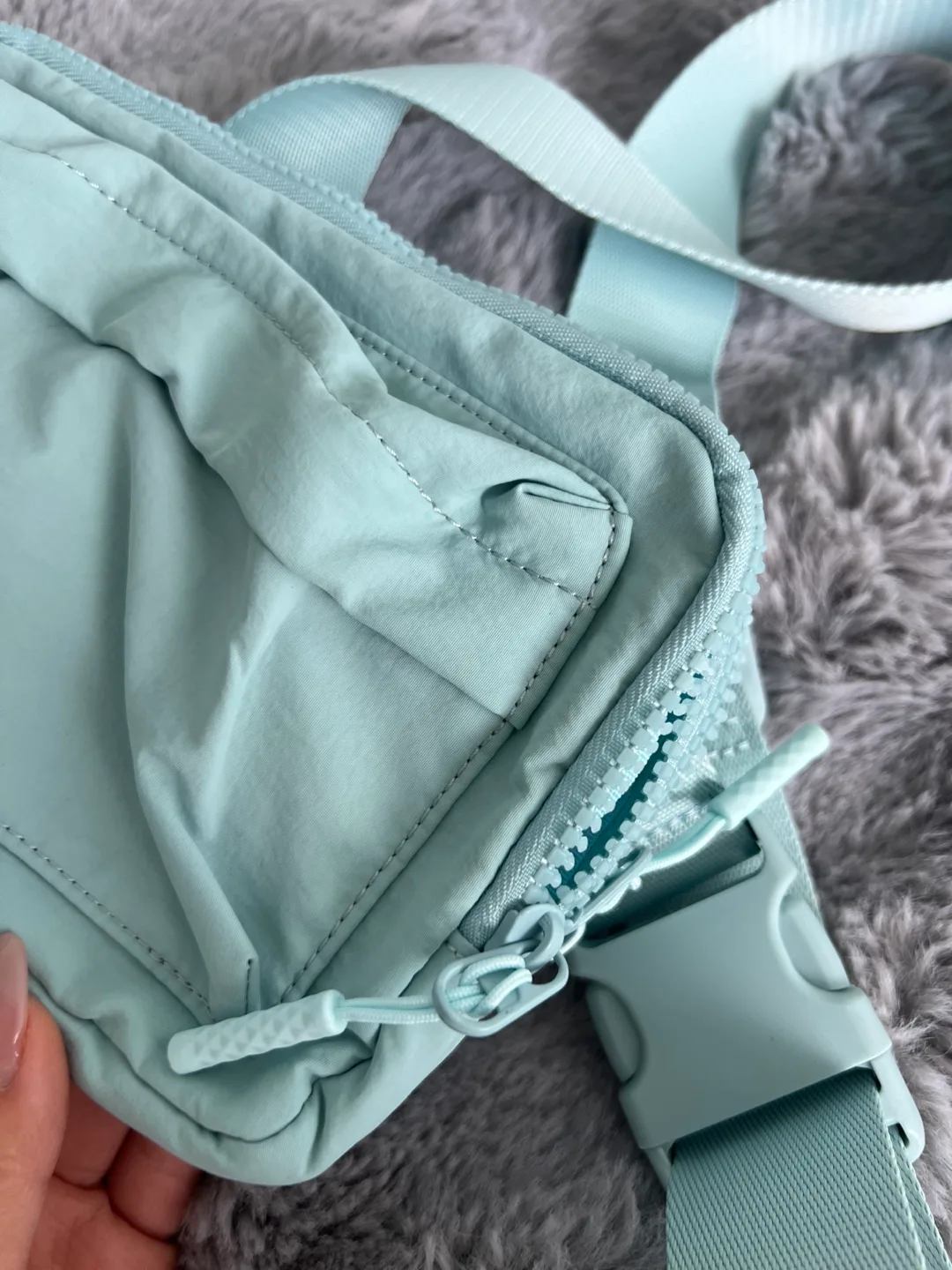 Everywhere Belt Bag - Aqua image indicator(2)