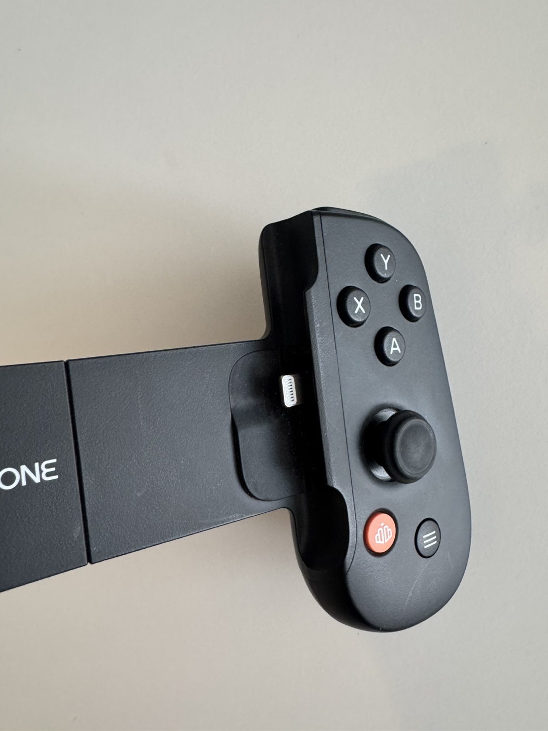 Backbone One Mobile Gaming Controller - photo 3