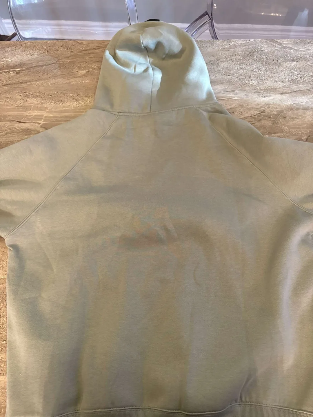 Seal essential hoodie image indicator(4)