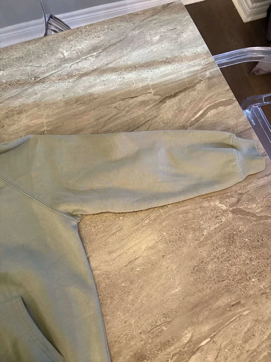 Seal essential hoodie image indicator(6)