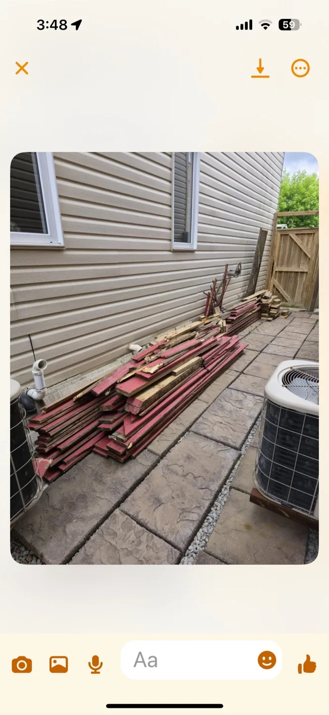 Assorted deck boards. image indicator(2)