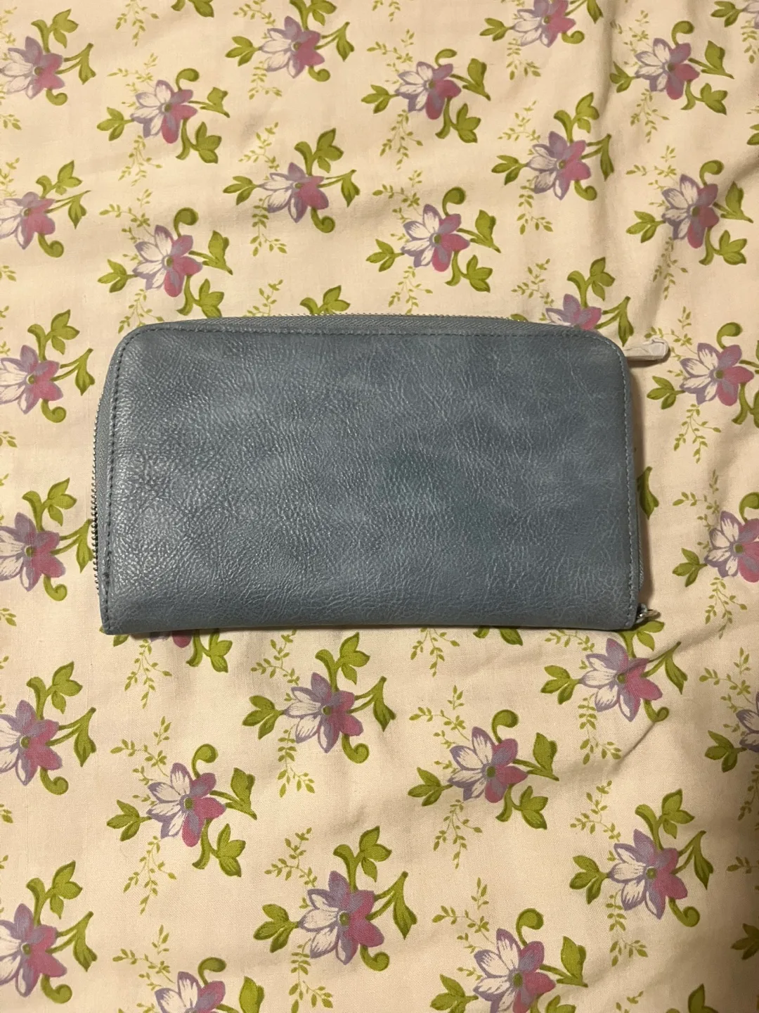 Thirty-One All About The Benjamins Wallet image indicator(3)