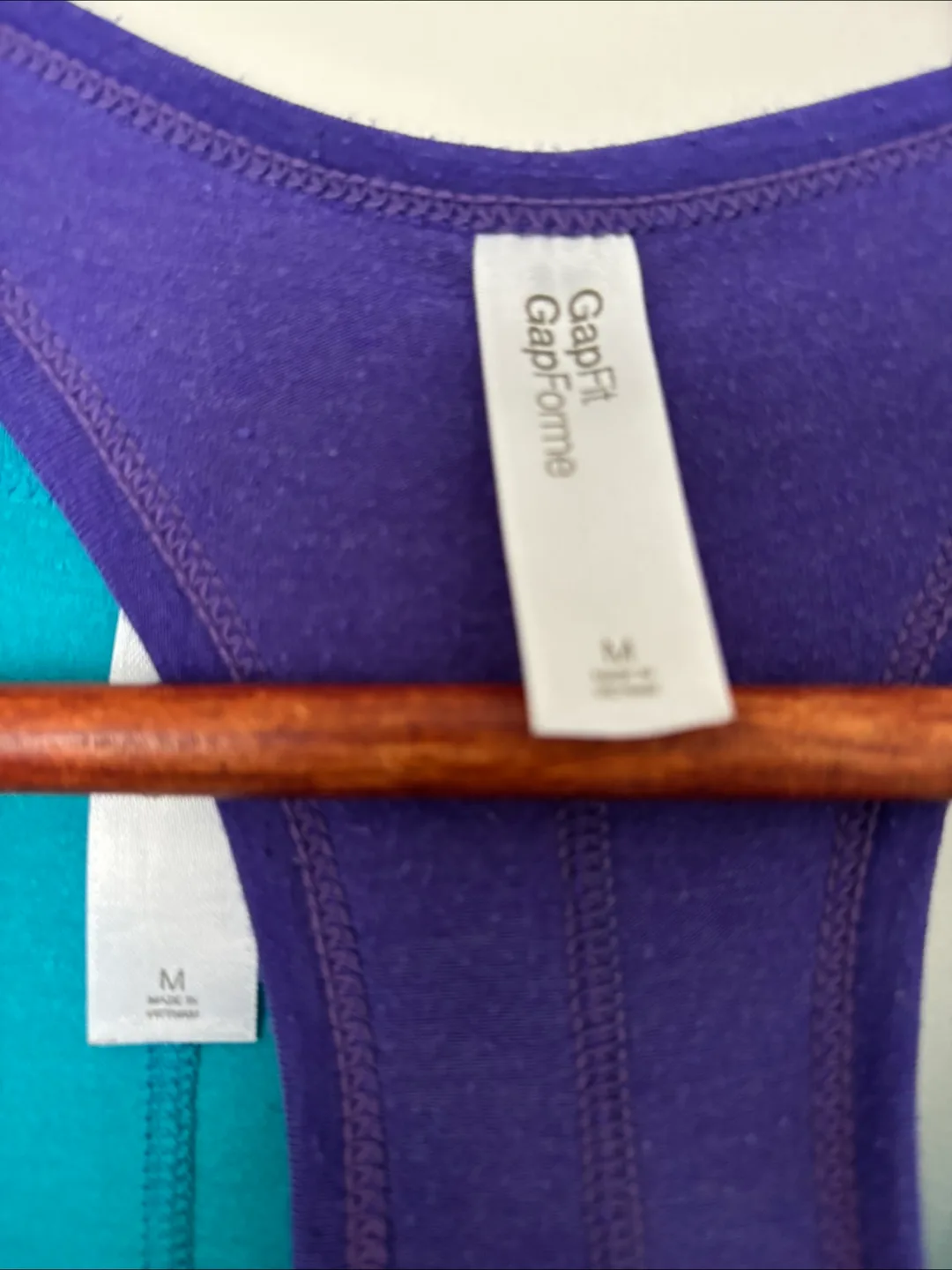 GapFit GapForme Tank Tops - Size M image indicator(2)