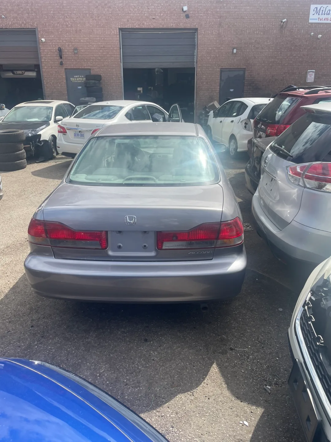 Honda Accord Sedan - Grey image indicator(2)