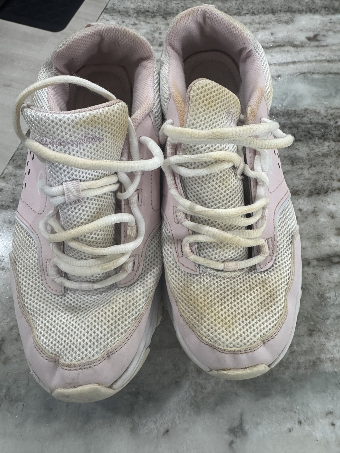 Women Champion Sneakers Size 9.5