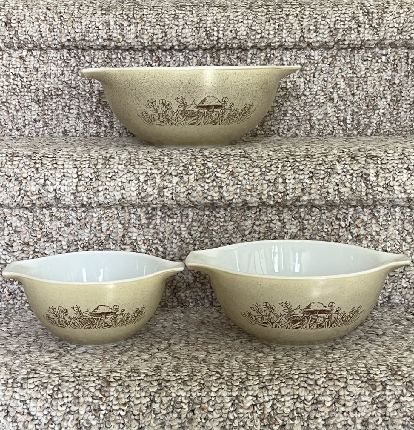Vintage Pyrex Forest Fancies Nesting Bowls Set