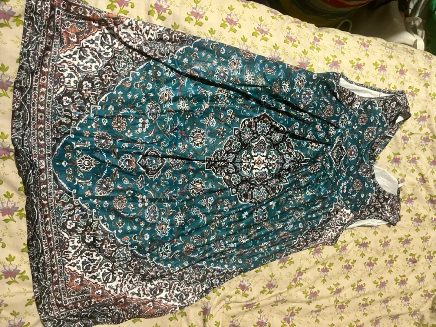 Assorted Women's Dresses - Size L image indicator(3)