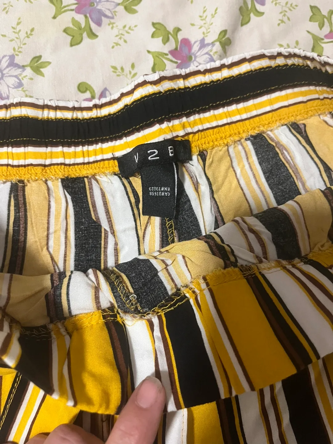 Wide leg pants image indicator(2)