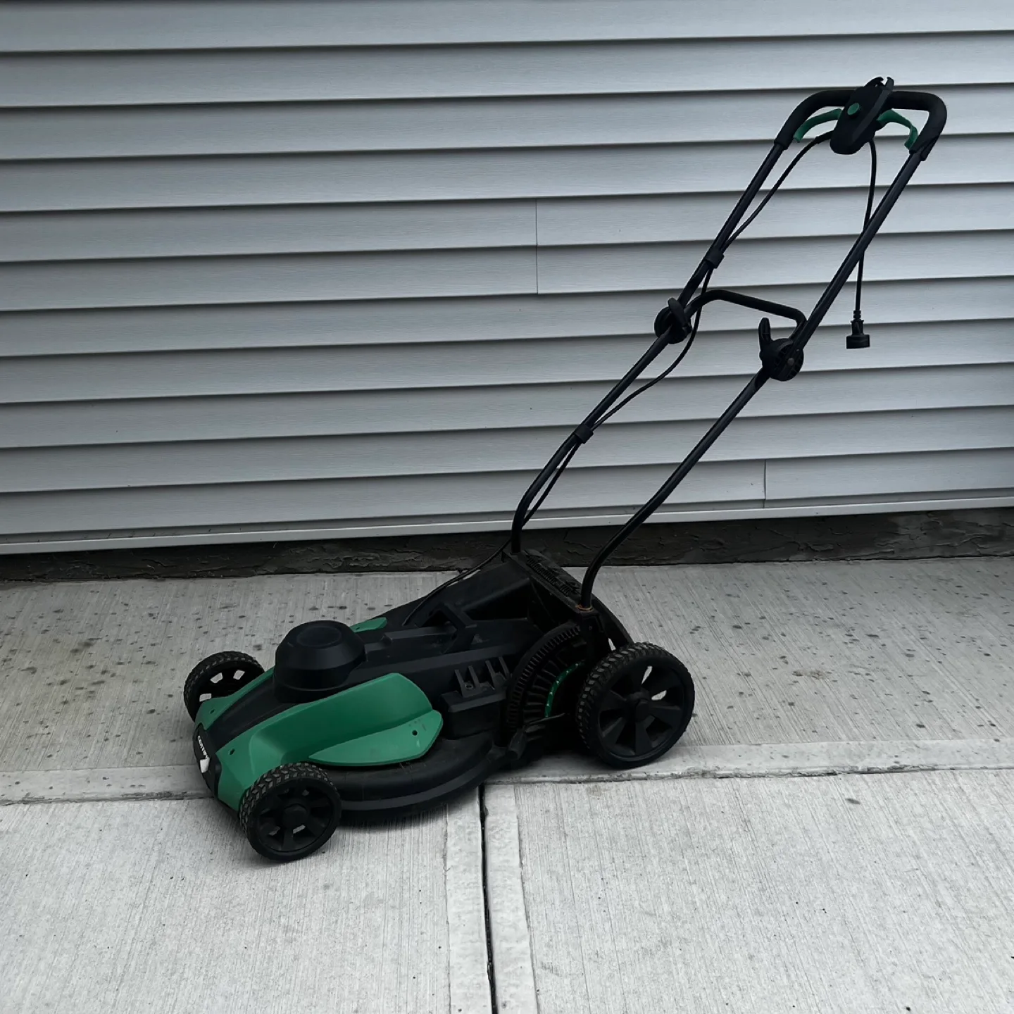 Electric Lawn Mower thumbnail