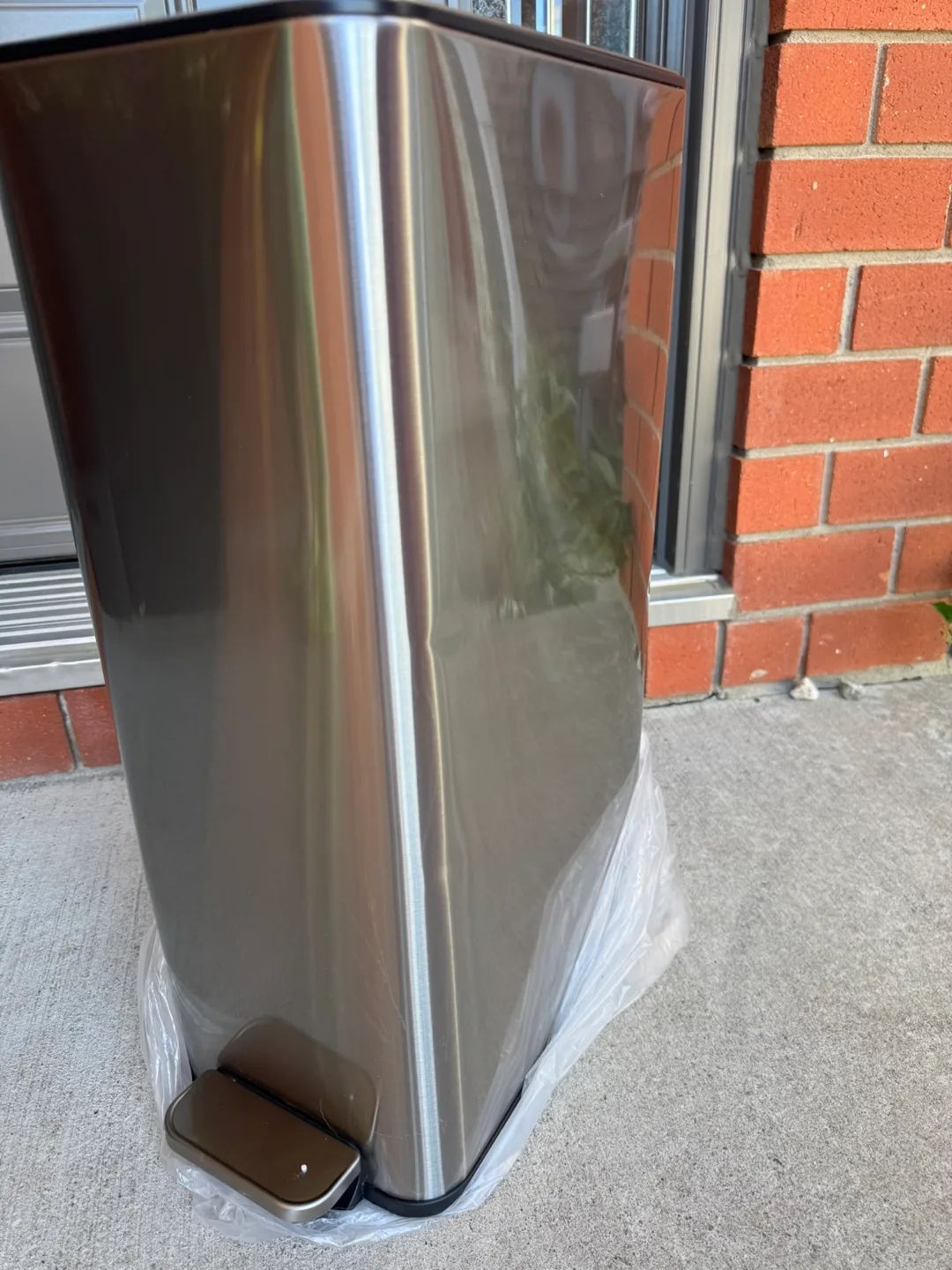 5.3 GALLON STAINLESS STEEL KITCHEN GARBAGE CAN thumbnail