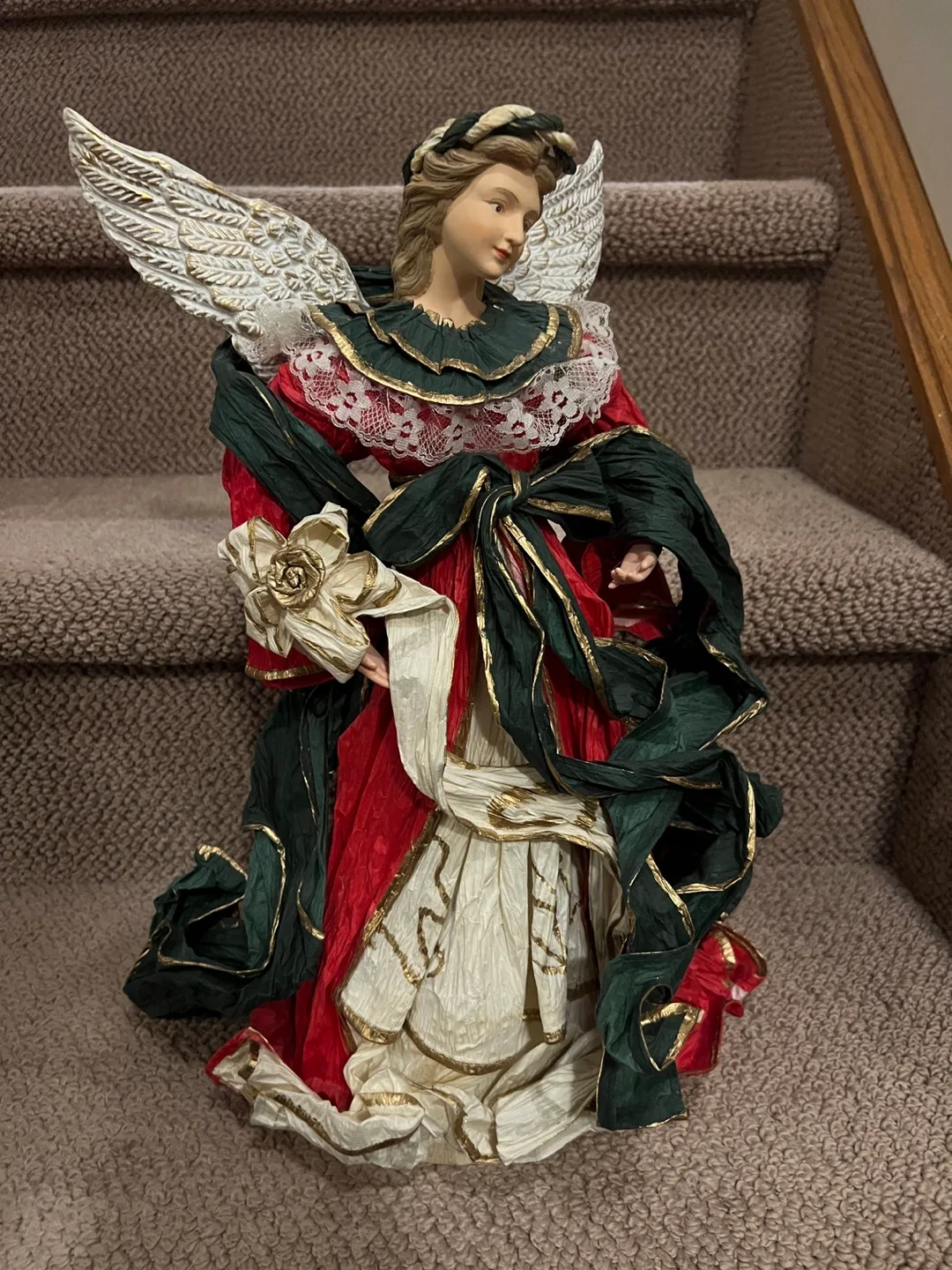 Angel Figurine with Wings thumbnail