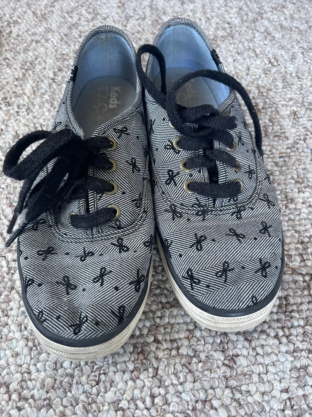 Keds Sneakers thumbnail