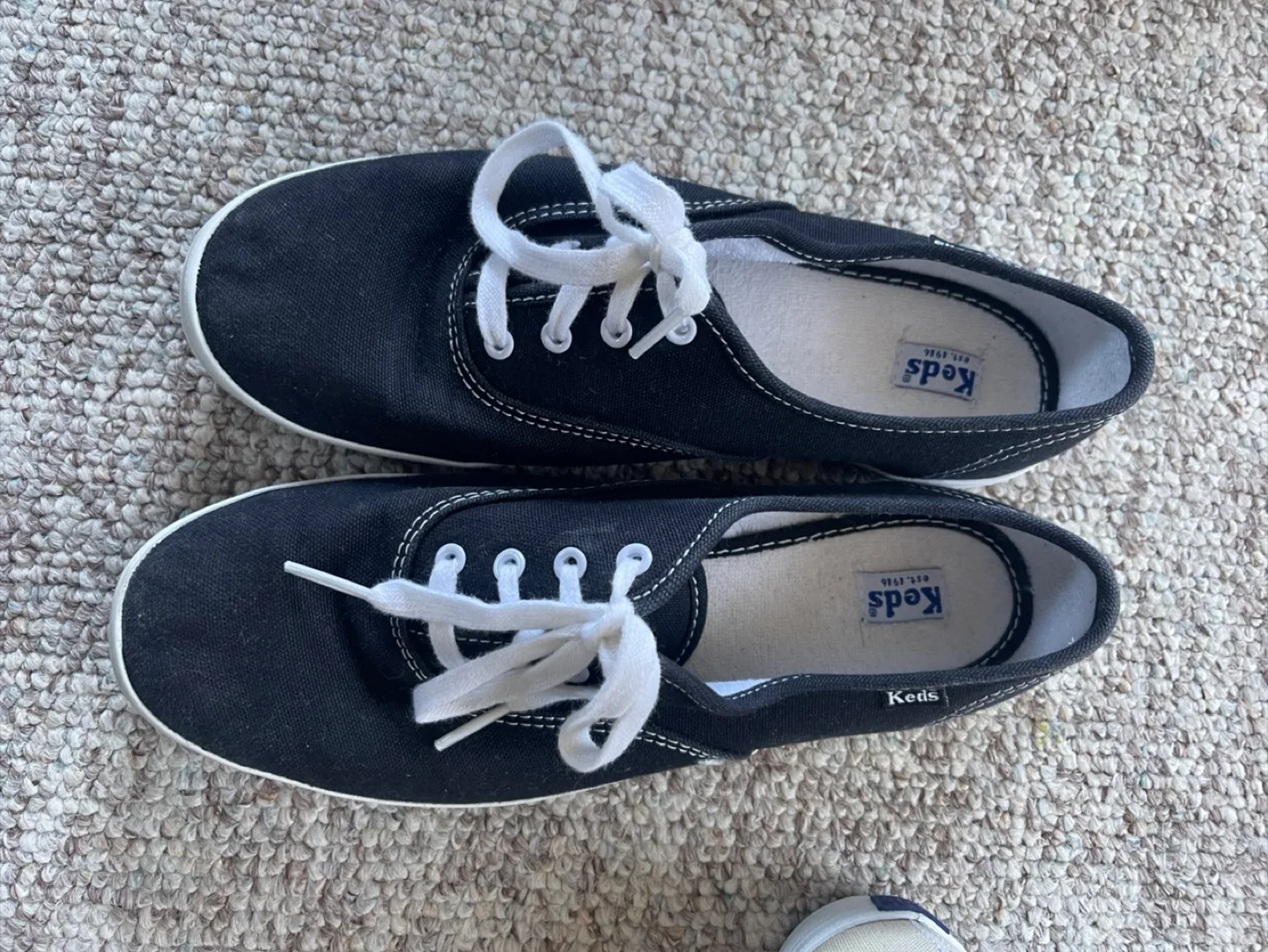 Keds Sneakers thumbnail