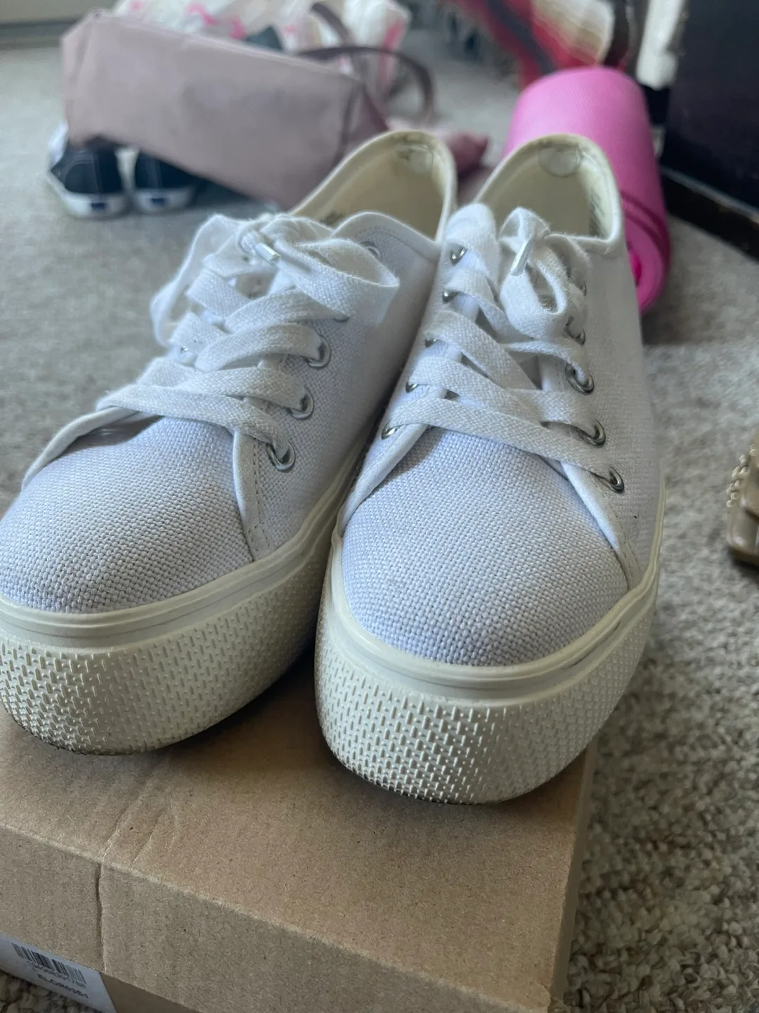 Steve Madden Platform Sneakers thumbnail