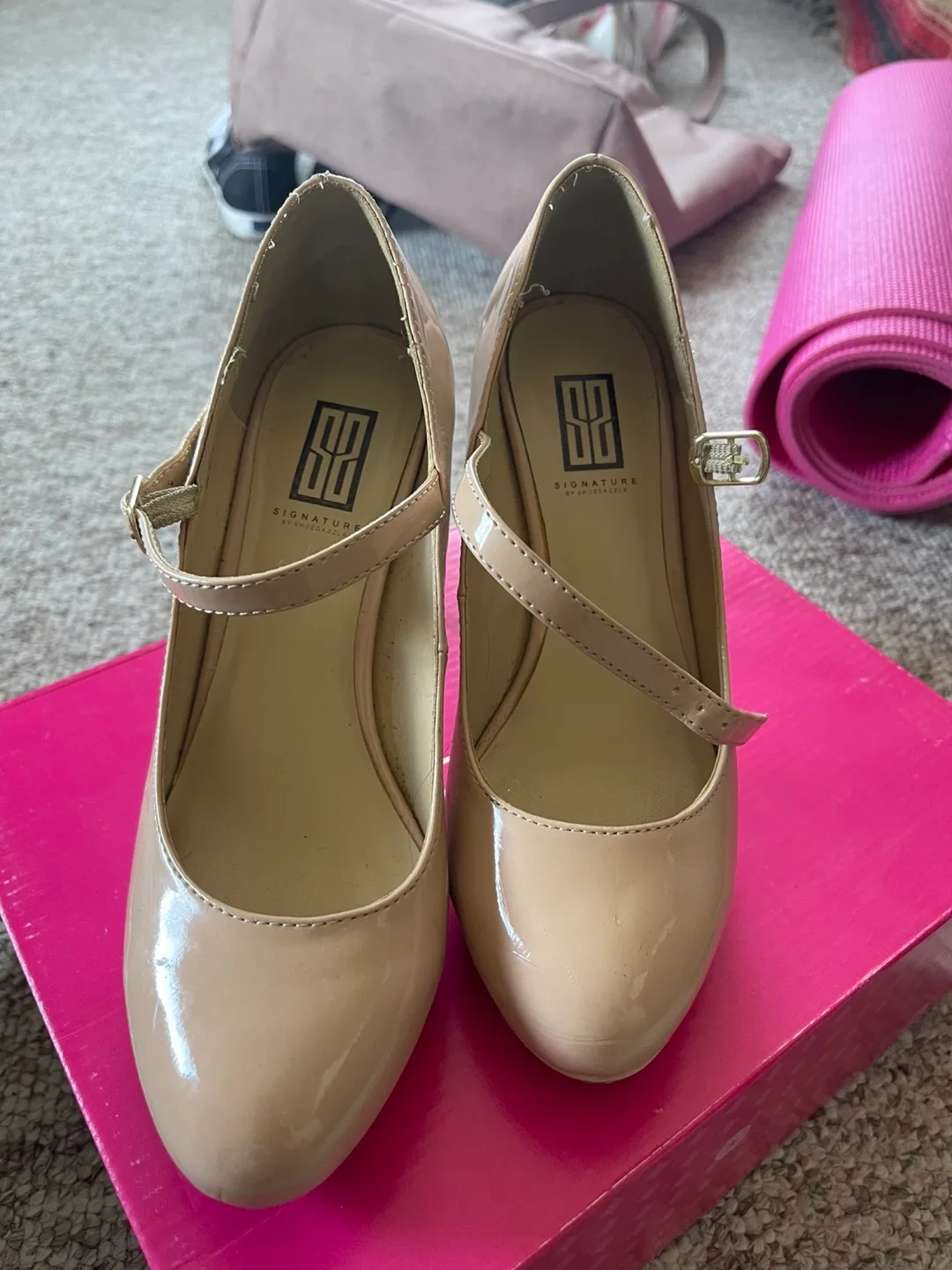 ShoeDazzle Tan Herls thumbnail