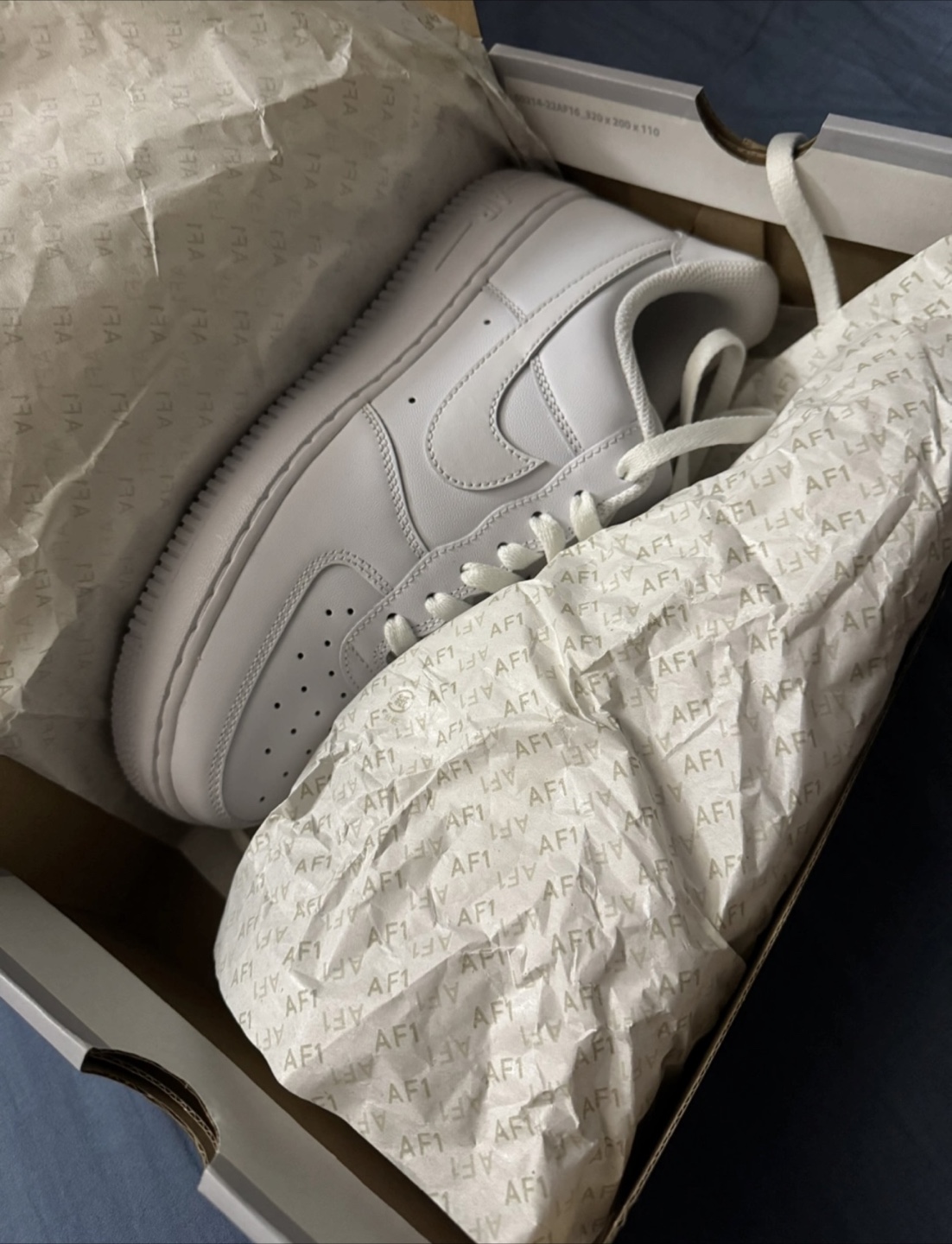 Nike Air Force 1 '07 Women's - Size 8.5 - photo 2
