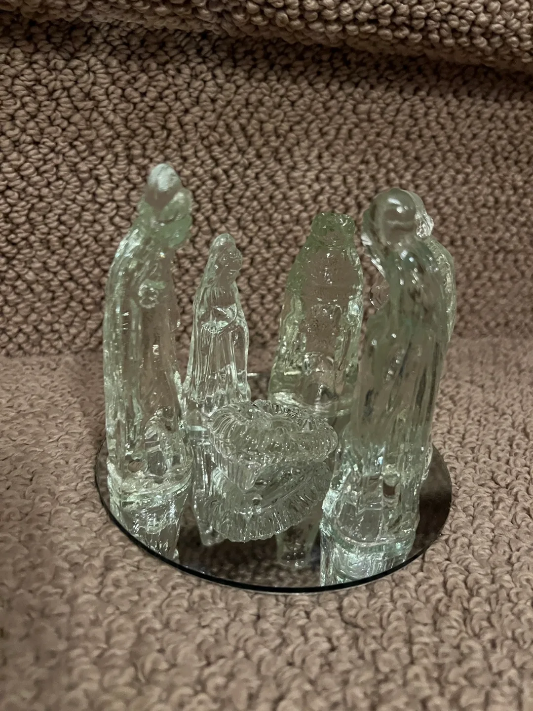 Windsor Collection Nativity Scene thumbnail